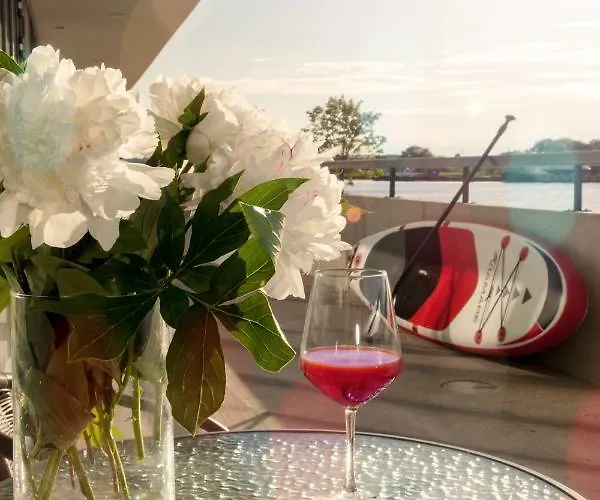 Διαμέρισμα Riverside 3